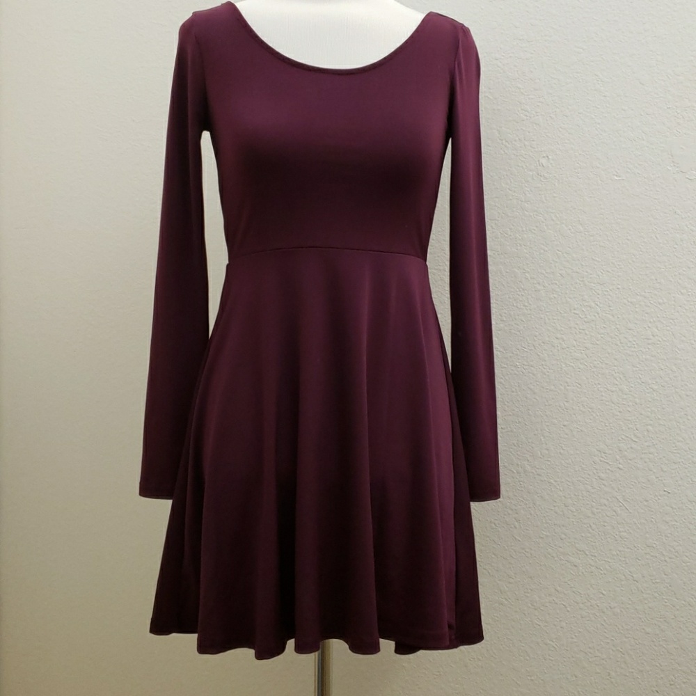 Divided by H&M Fit and Flare V-Back Dress